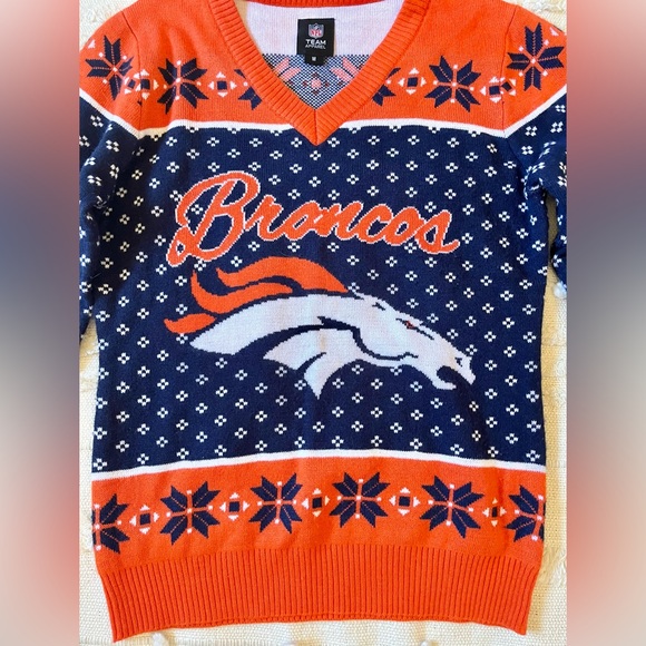 NFL Denver Broncos Christmas Sweater Woman’s size Medium - Picture 3 of 8